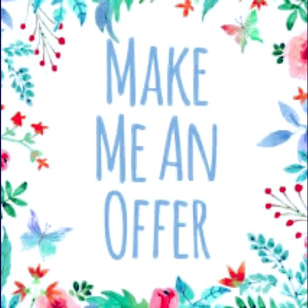 Prices are flexible 💕 please feel free to make offers & ask questions!